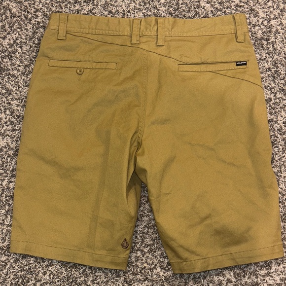 Volcom Men's Tan Flat Front Shorts Size 33 - Picture 5 of 9